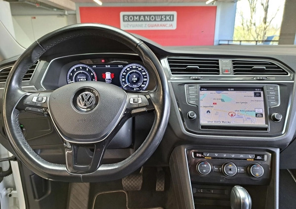 Volkswagen Tiguan cena 101900 przebieg: 130027, rok produkcji 2017 z Kraków małe 596